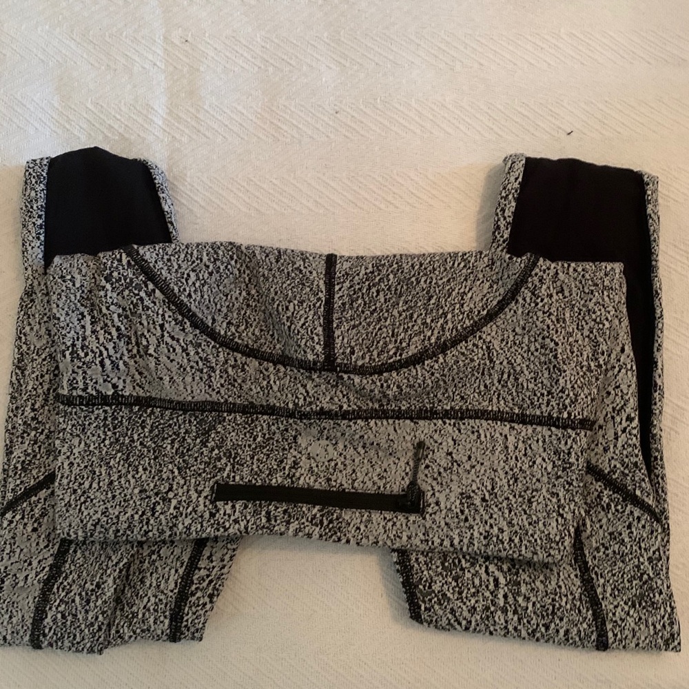Lululemon printed leggings size 4